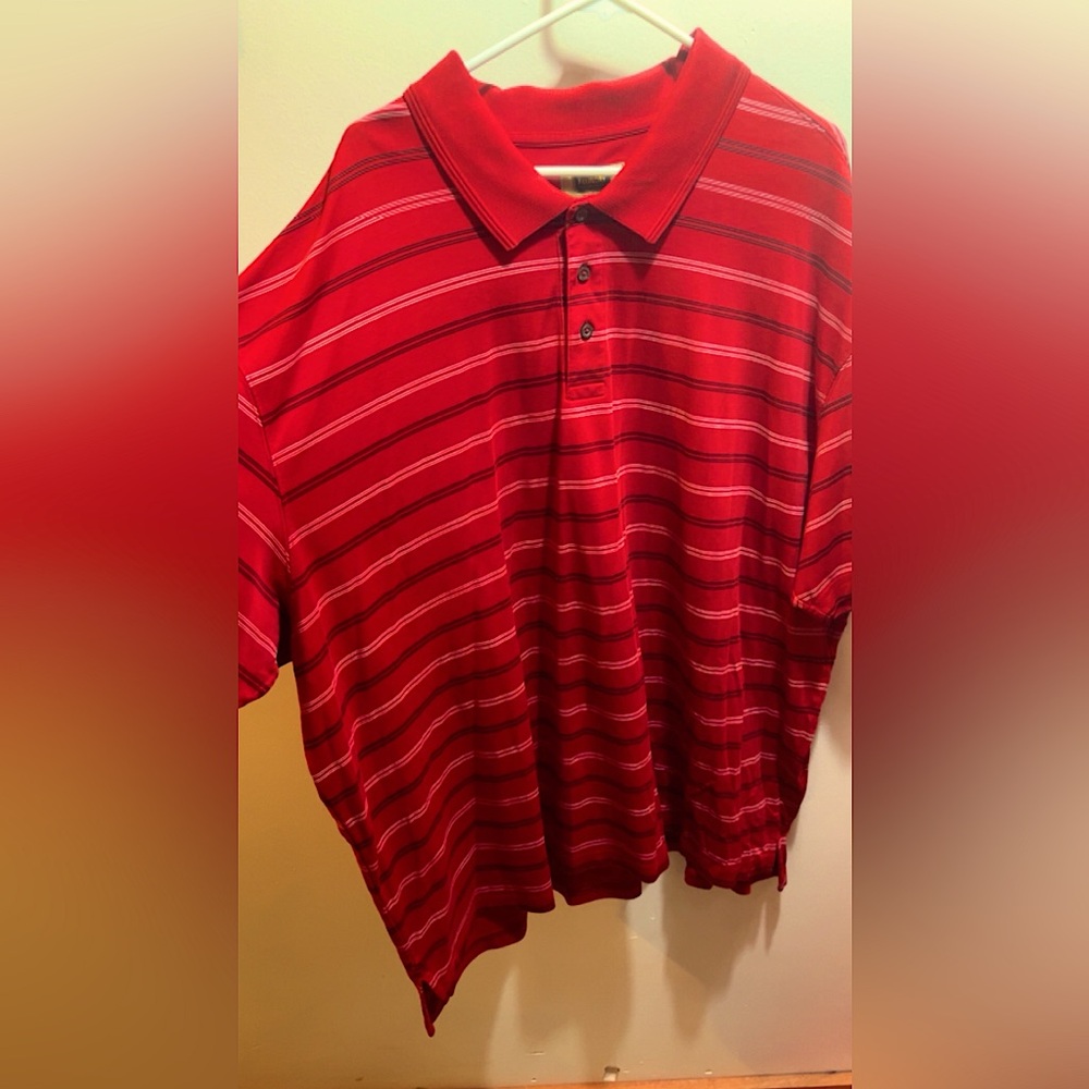 Size 5 x Men’s polo